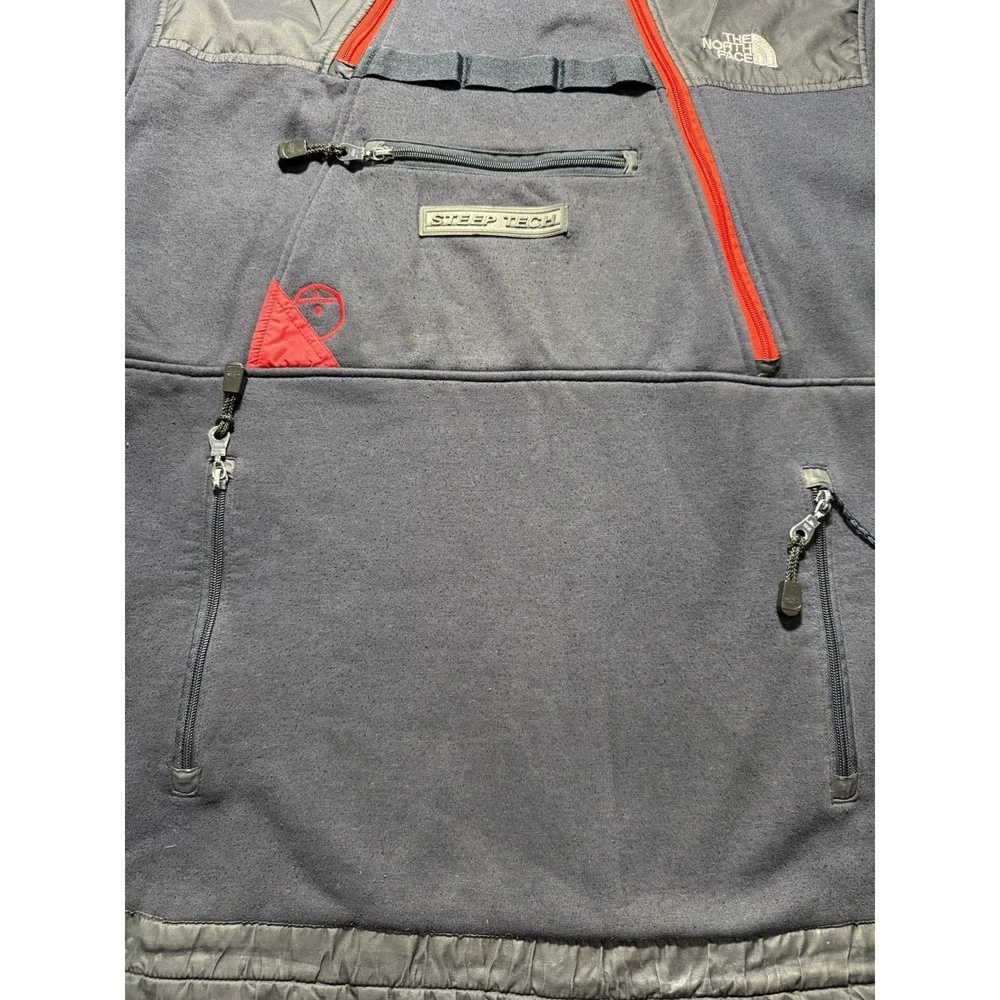 The North Face pullover fair